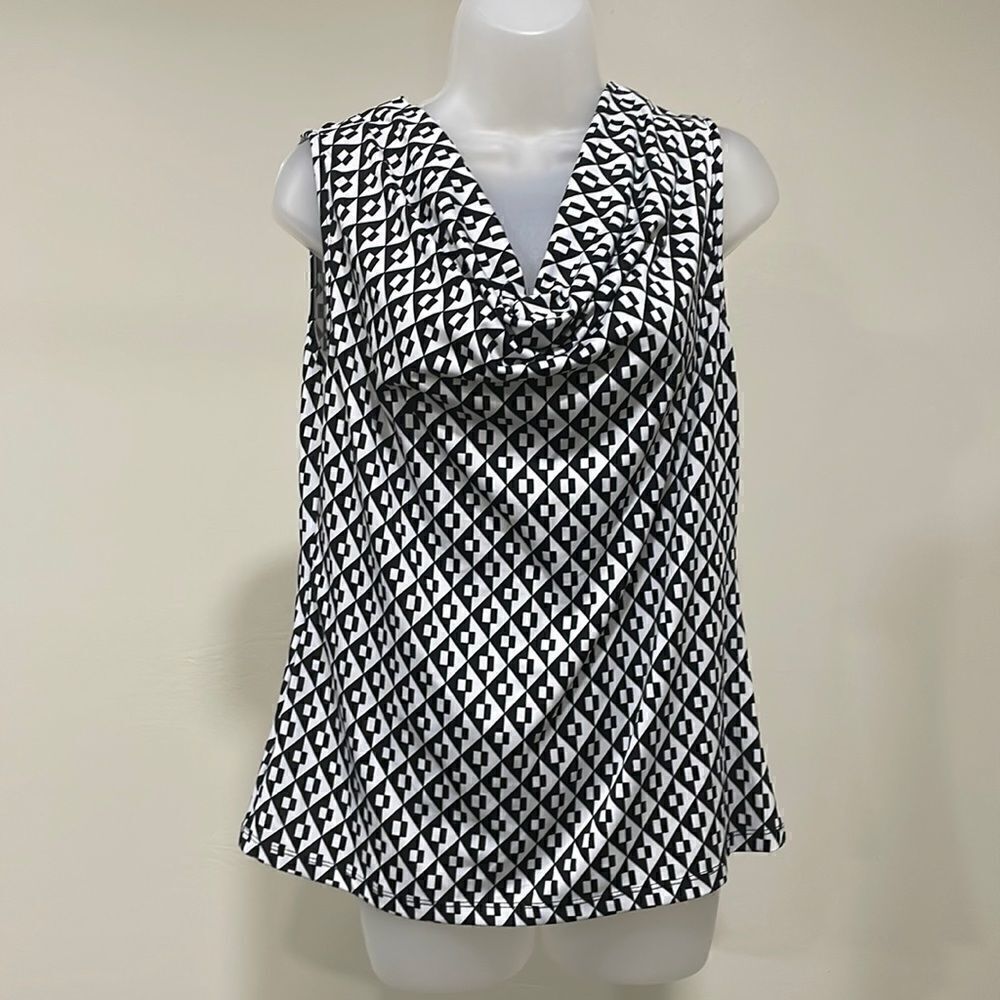 NWOT New Directions cowl style sleeveless black/white blouse. Size L 12/14